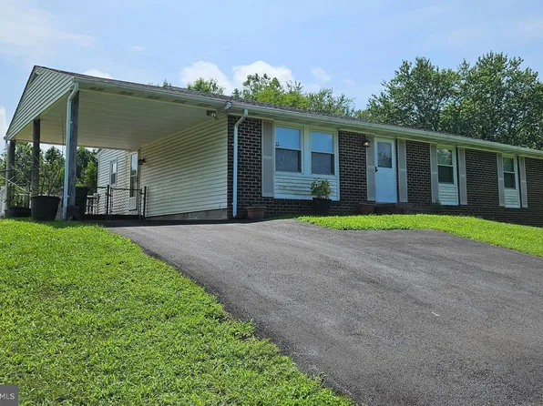 112 Helena Dr, Prince Frederick, MD 20678