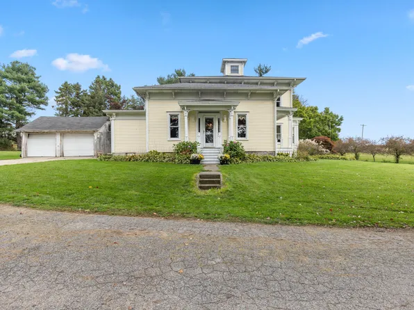 11854 Belding Rd, Belding, MI 48809