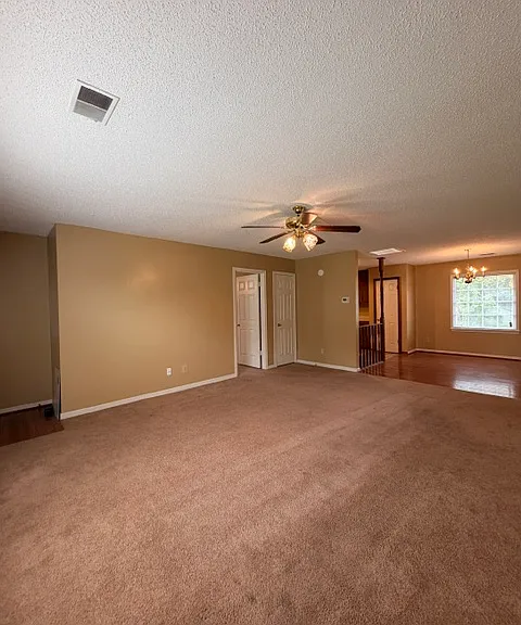 101 Riverwalk Way — Photo 7