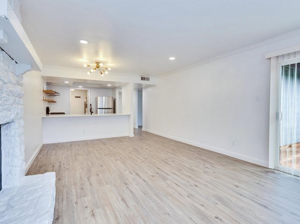 6910 Lovely Ln