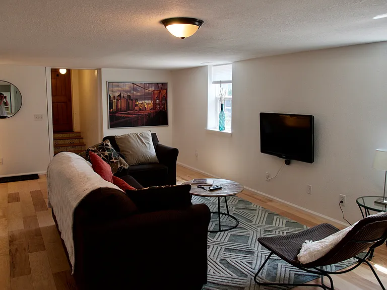 833 La Farge Ave #A — Photo 5