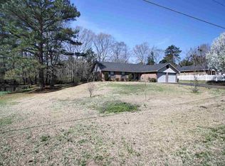135 Rolling Hills Blvd, Florence, MS 39073