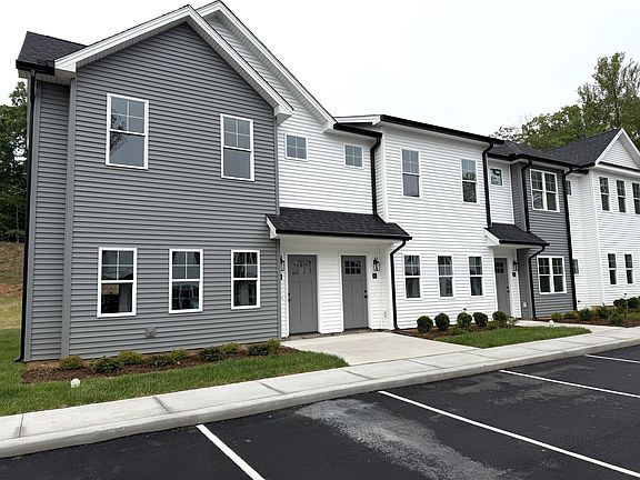 2nd image of 110 Aaron Pl #601