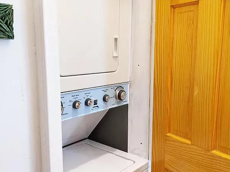 448 Saint Nicholas Ave #2A — Photo 8