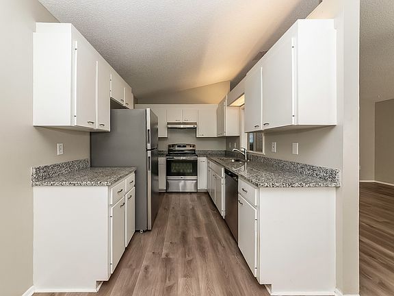 4th image of 1516 Fawnwood Cir