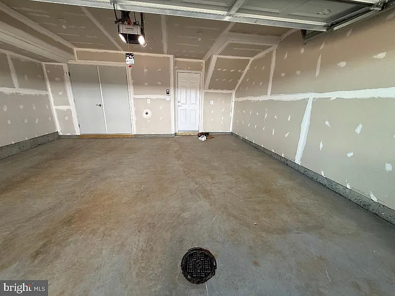 3809 Shale Ridge Rd — Photo 24