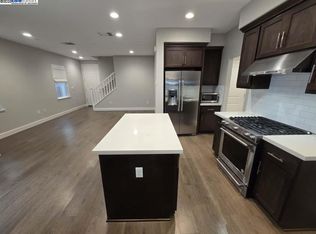 8553 Waveside Way, Newark, CA 94560