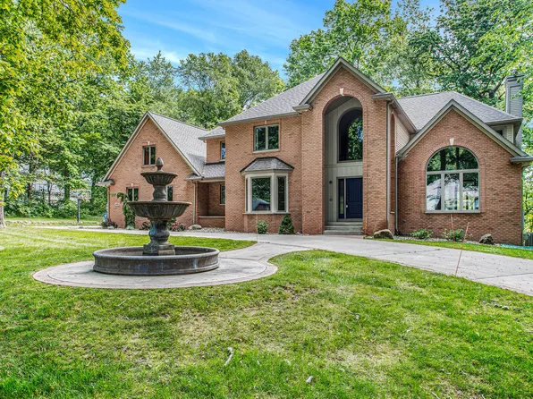 4022 Broken Ridge Cir, Galesburg, MI 49053