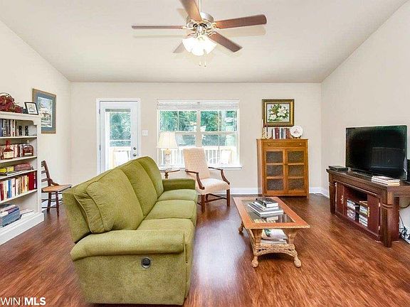 4th image of 10355 Blackwell Dr