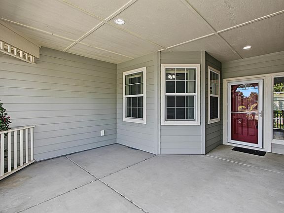 4th image of 805 W Arbor Pointe Way