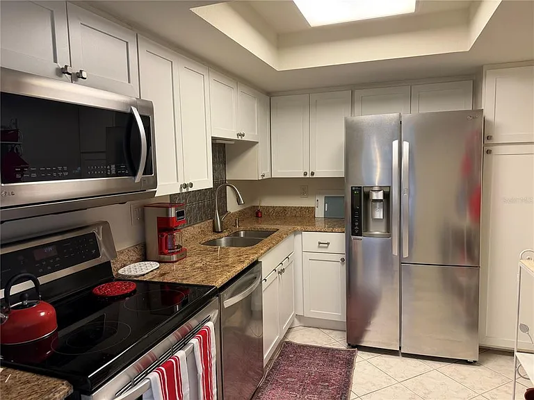 618 Bird Bay Dr S #110 — Photo 3