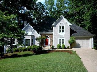 10655 Haynes Forest Dr, Alpharetta, GA 30022