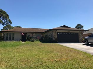 1049 Lee Ave NW, Palm Bay, FL 32907