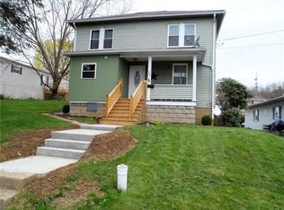 703 S 6th St, Youngwood, PA