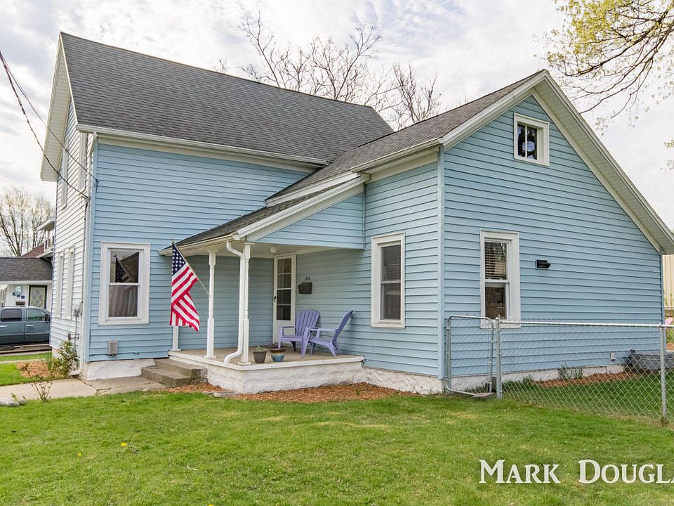 1st image of 214 Main St