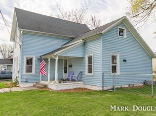 214 Main St, Coopersville, MI 49404