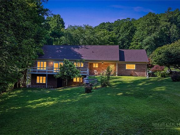 3rd image of 304 Glendale Drive