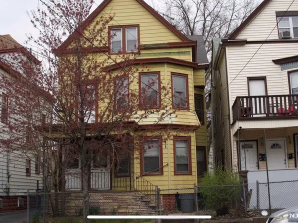 813-815 E 22nd St, Paterson, NJ 07513