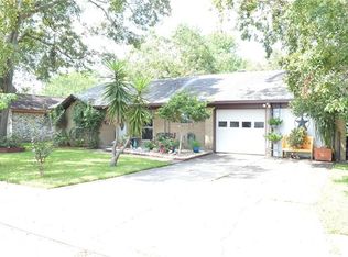 1306 Greenwood Dr, Baytown, TX 77520