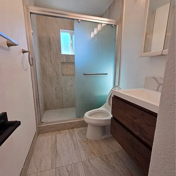 3942 Manzanita Dr — Photo 6
