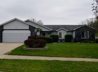 10818 Trailwood Ln, New Haven, IN 46774