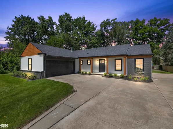 5611 Ponderosa Dr, Shelby Township, MI 48316