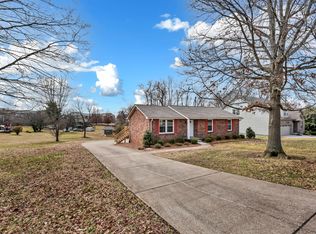 50 West Dr, Clarksville, TN 37040