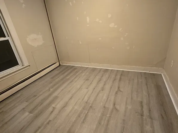 323 Cumberland St, Rumford, ME