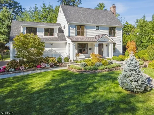 11 Meadowbrook Ct, Summit City, NJ 07901