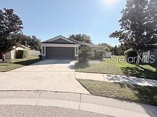 4 bed, 2.0 bath, 1728 sqft, $2,500 — Photo 3