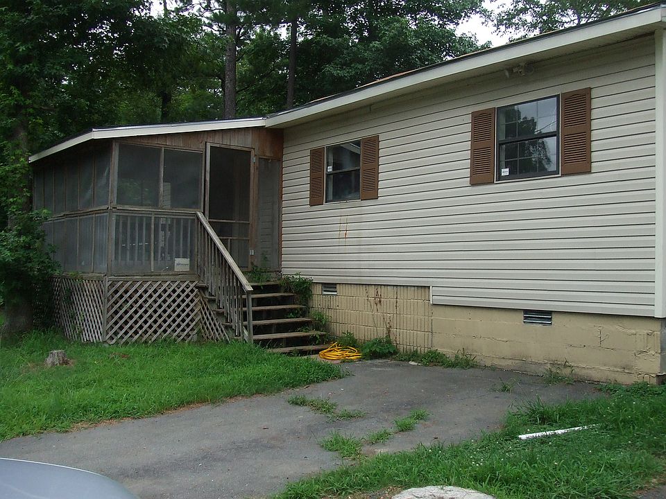 14017 Royal Oaks