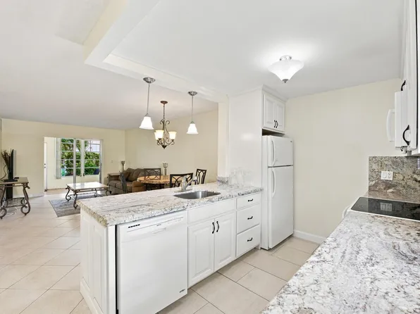 2223 NE 1st Court #101, Boynton Beach, FL 33435