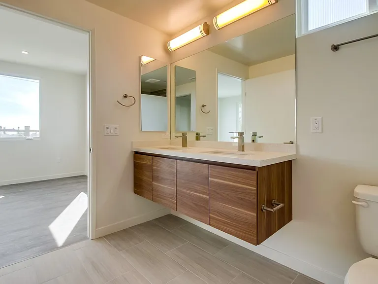 The Evelyn Townhomes: Luxe Living in the Heart of North Park's Trendy Vibe — Photo 24