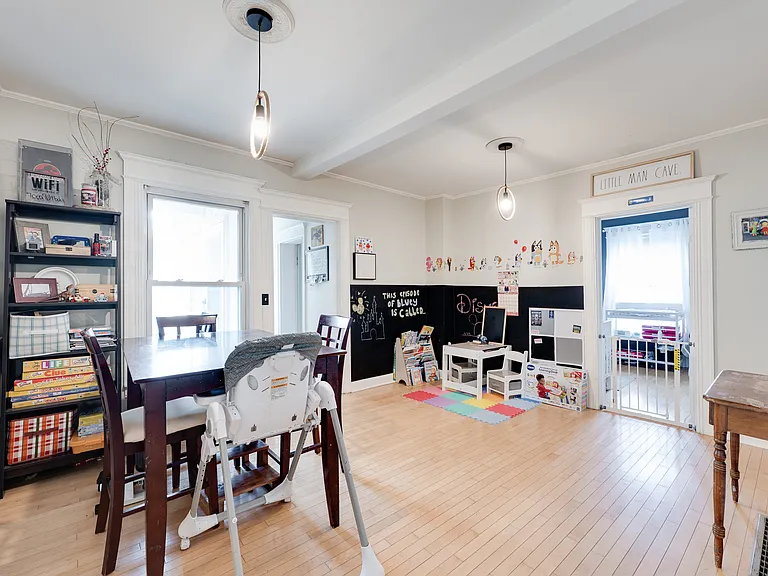 60 White St #1 — Photo 3