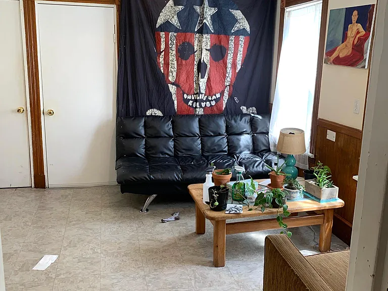 2nd Floor Living Room