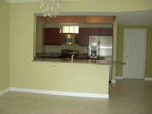 7266 SW 88th St #A521, Miami, FL 33156