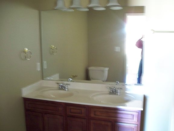 Master suite - bath