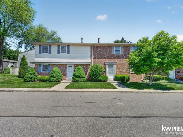 955 Kirts Blvd, Troy, MI 48084
