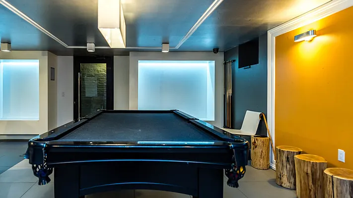 Rented by Nooklyn NYC LLC | media 13