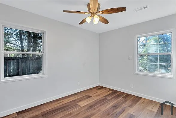 1328 Sharon St NW — Photo 23