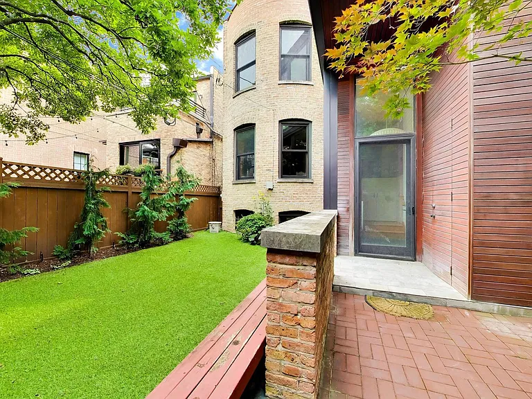 3752 N Wayne Ave — Photo 37