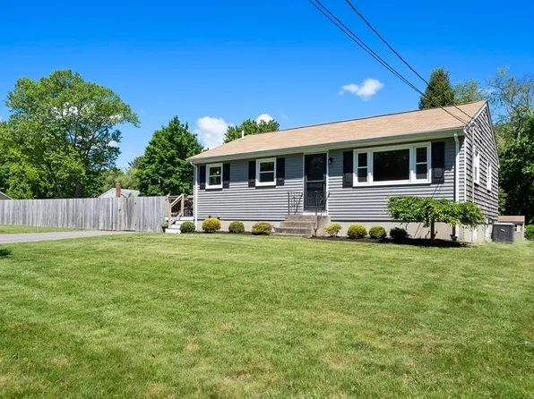 56 Country Way, Whitman, MA 02382