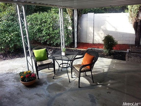 5th image of 7726 Suncountry Ln