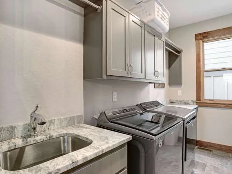 37 Upper Knoll Dr — Photo 16