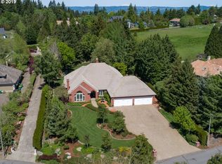 19363 SW Suncrest Ln, Beaverton, OR 97007