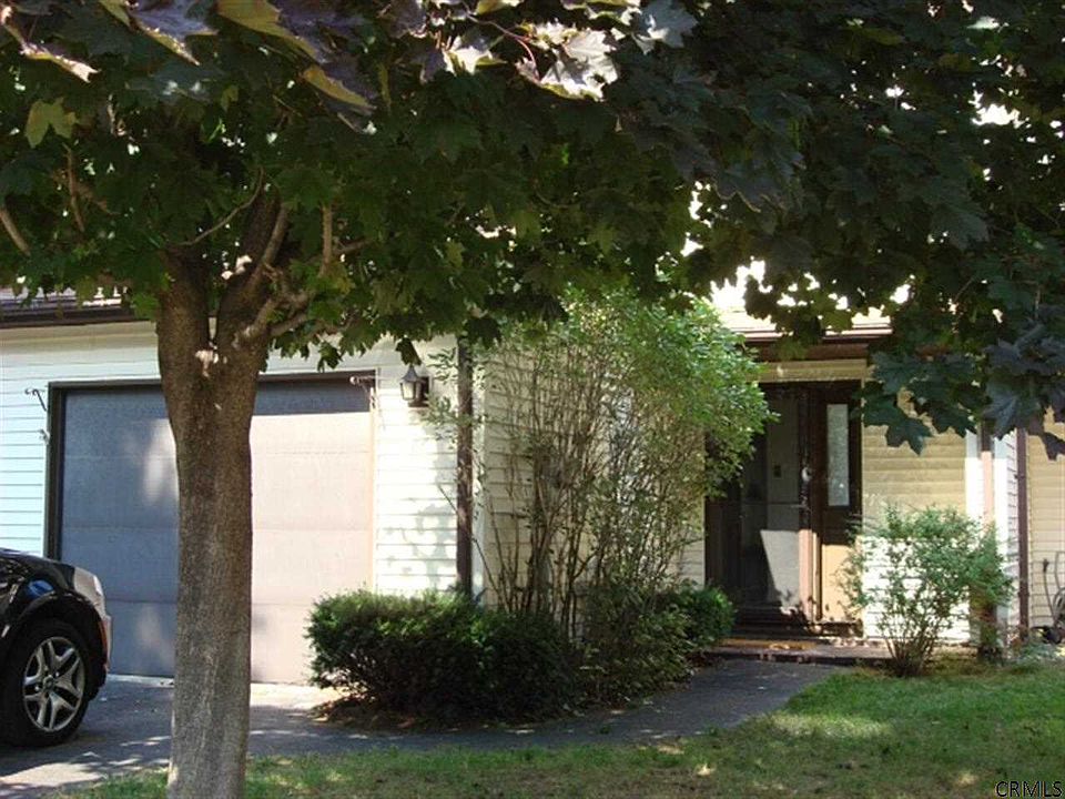 1st image of 86 Tallow Wood Dr