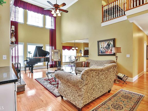 5th image of 206 Brookstone Dr