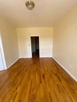 Rented by NYC LUXURY APT RENTALS CO LLC | media 8