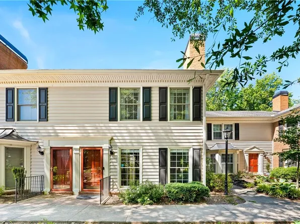 46 Mount Vernon Cir, Sandy Springs, GA 30338