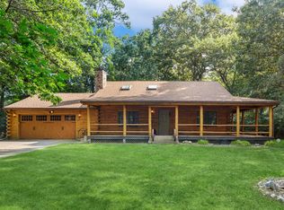 18711 Parkview Dr, New Buffalo, MI 49117